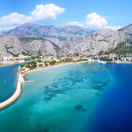 City Apartment Omis Omis